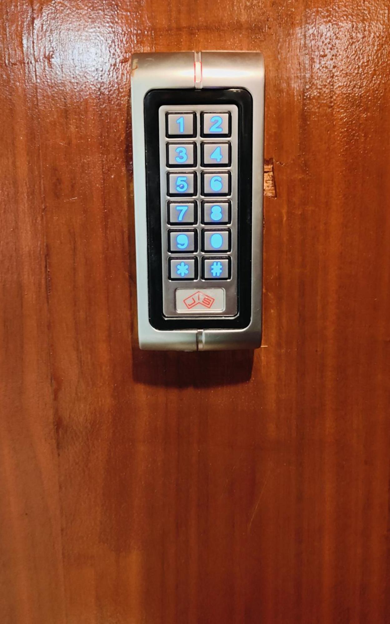 I'M Room Suites Nuevos Ministerios - Bernabeu 'Digital Access' Madrid Exteriér fotografie